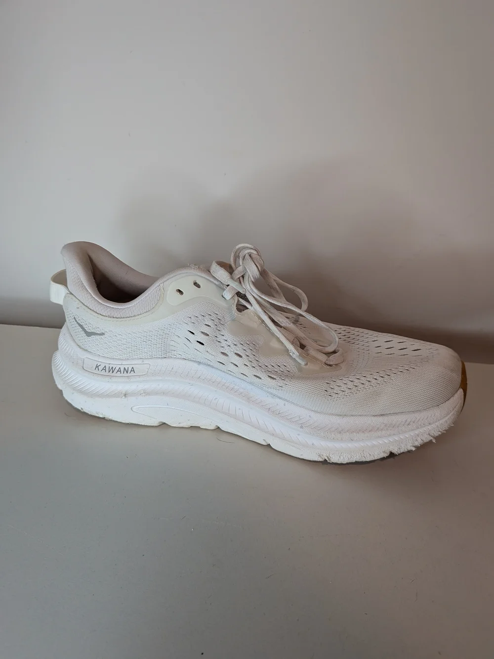 HOKA Kawana 2 White Woman's Size 8B Woman's Hoka Sneakers White Hokas